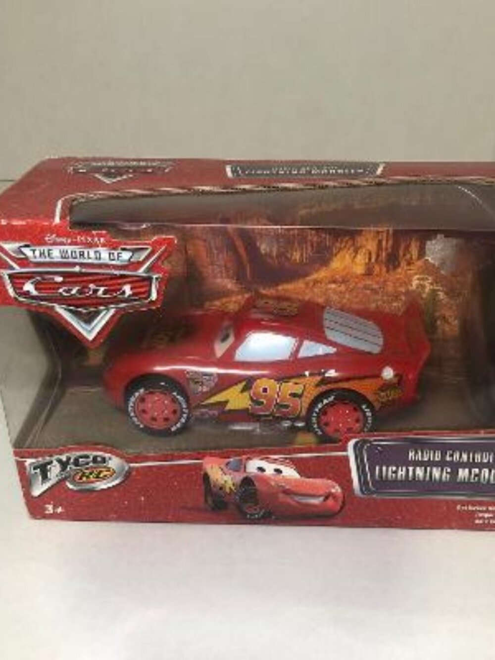 Disney PIXAR Cars Lightning McQueen TYCO R/C Radio Control Car